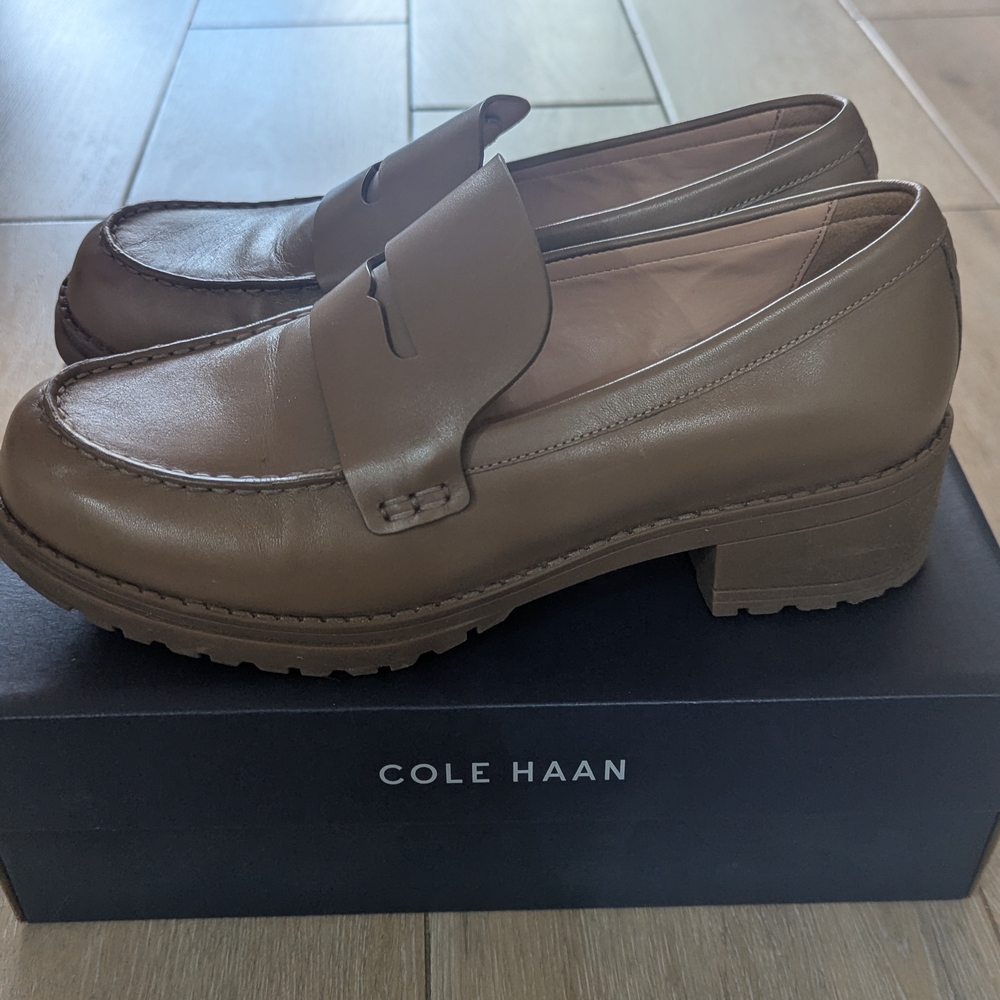 Cole Haan Elegant Women's Loafers in Taupe - Picture 3 of 6